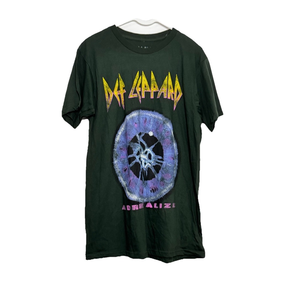 Def Leppard Adrenalize Graphic T-Shirt Men's Size‎ M Green NWT Retro Rock Band